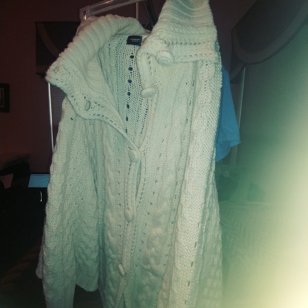 Poncho sweater